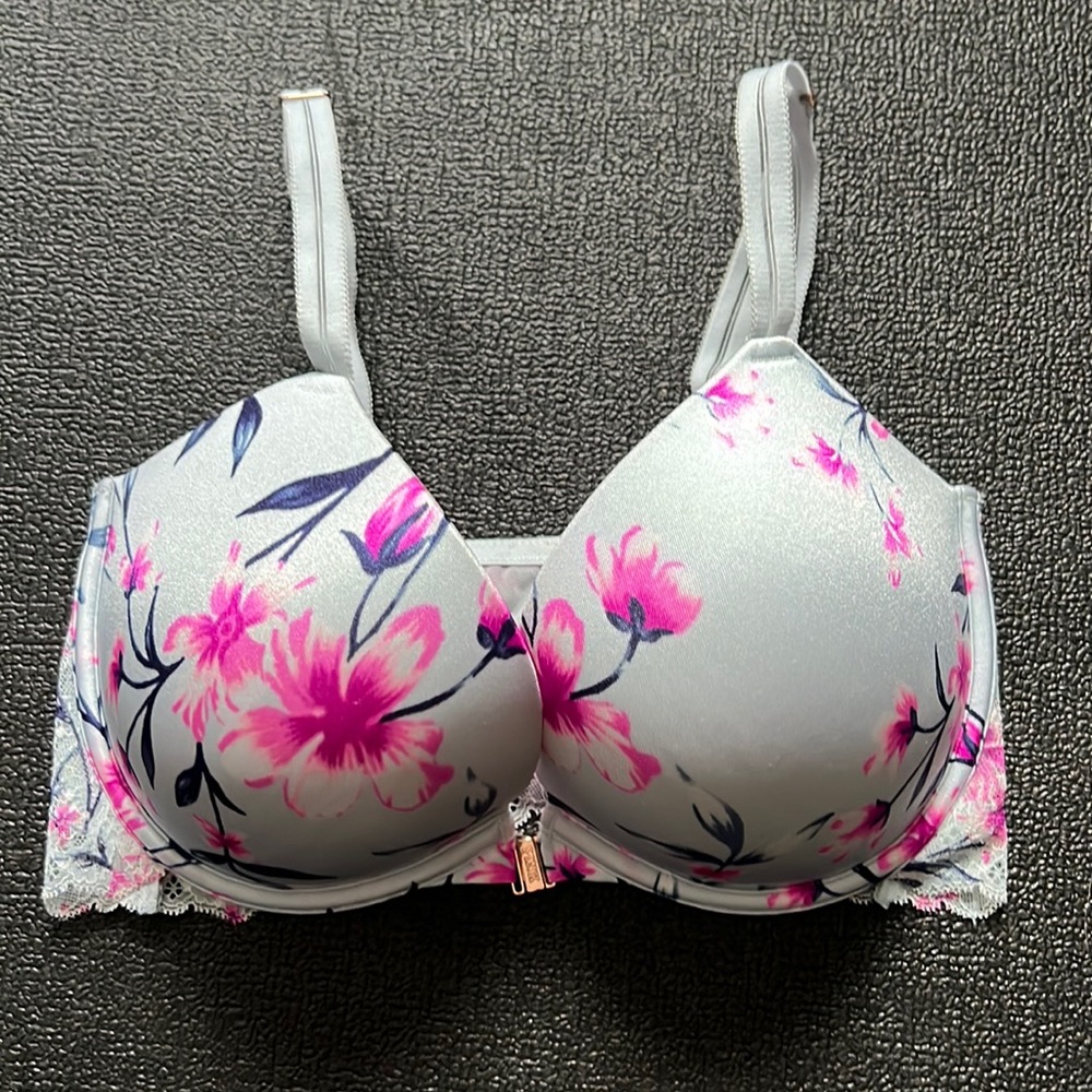 PINK Victoria’s Secret Bra